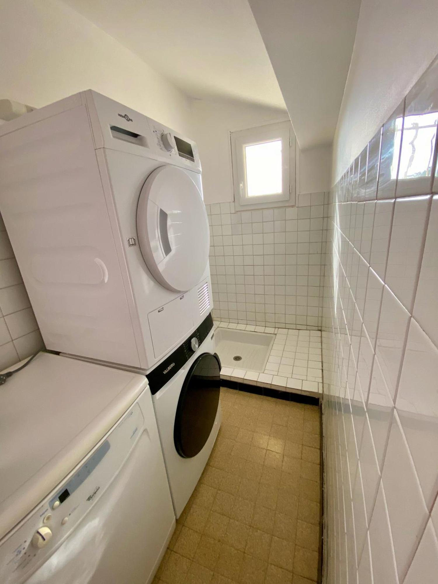 Holiday home Nid Douillet Au Bord De L'eau Saint-Rambert-sur-Loire